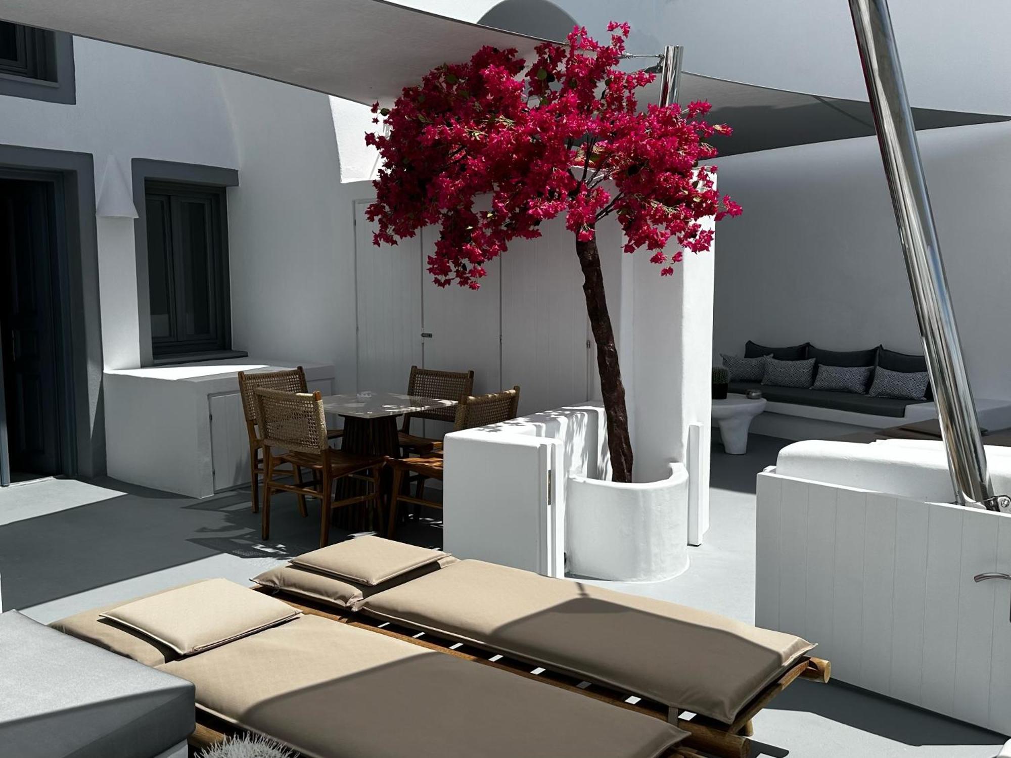 Dagaz Suites Φηρά Εξωτερικό φωτογραφία